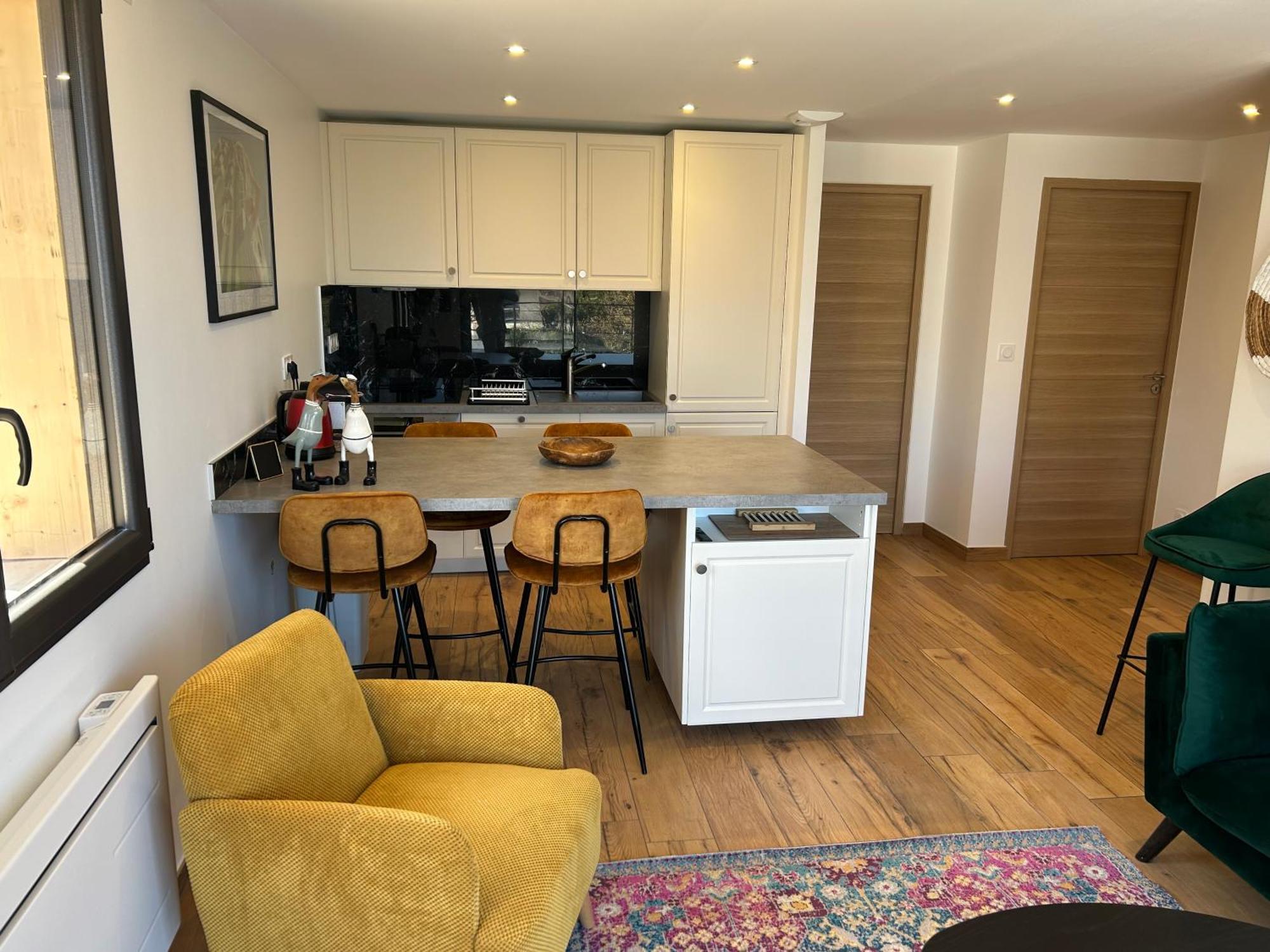 Appartement Altitude 587 *